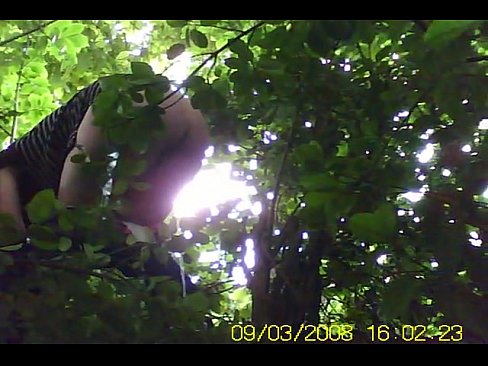 world record – very long piss caught by voyeur
